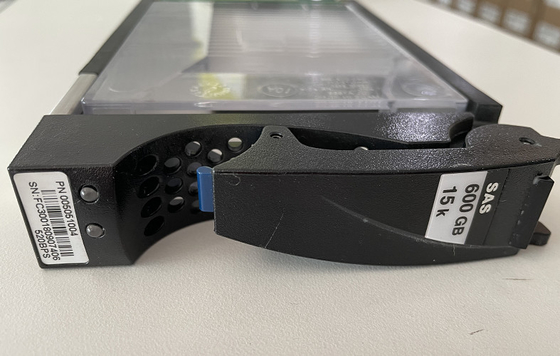 005051004 DELL EMC VMAX 10K 600G 15K 3.5 Solid State Hard Drive